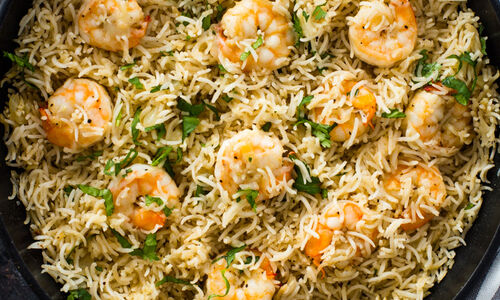 15-Minute One Pan Shrimp and Rice