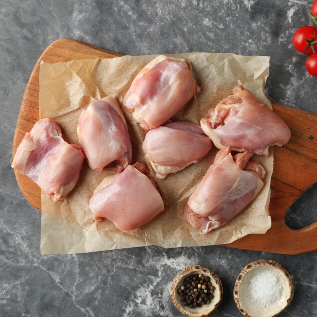 Green Circle Chicken, Boneless and Skinless Thighs image number 0